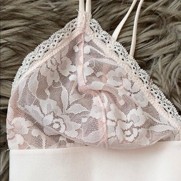 Lord and Taylor Lace Bralette - Picture 4 of 4